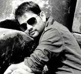 Portrait of Manu Solanki